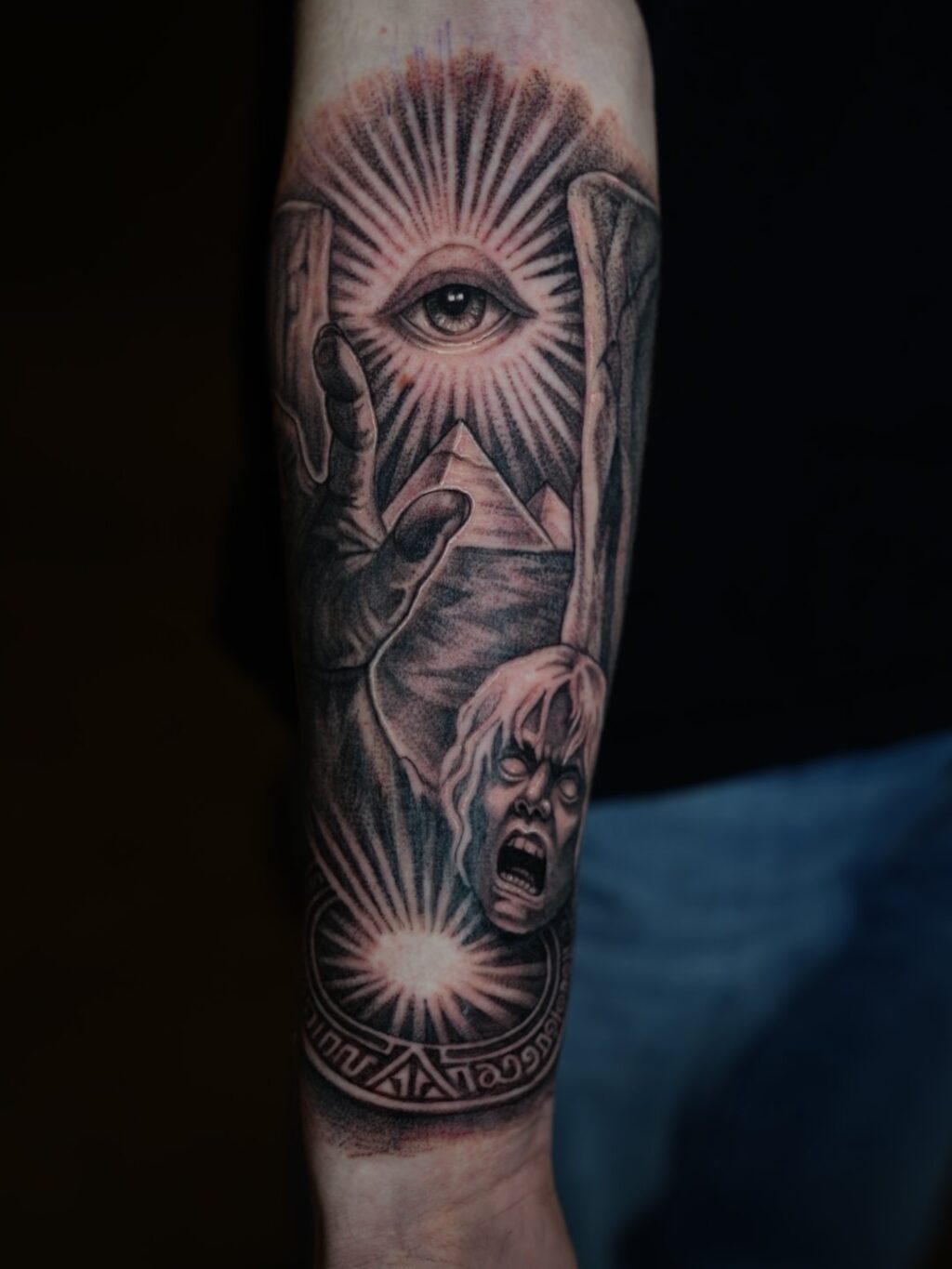 Instagram post from alex.g.tattoos. This post is in position 0.