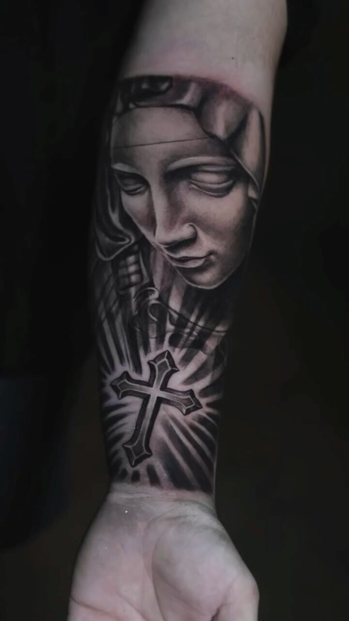 Instagram post from alex.g.tattoos. This post is in position 6.